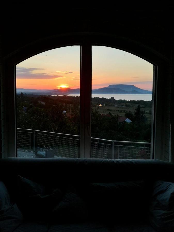 Panorama Balaton Villa Balatongyörök Buitenkant foto