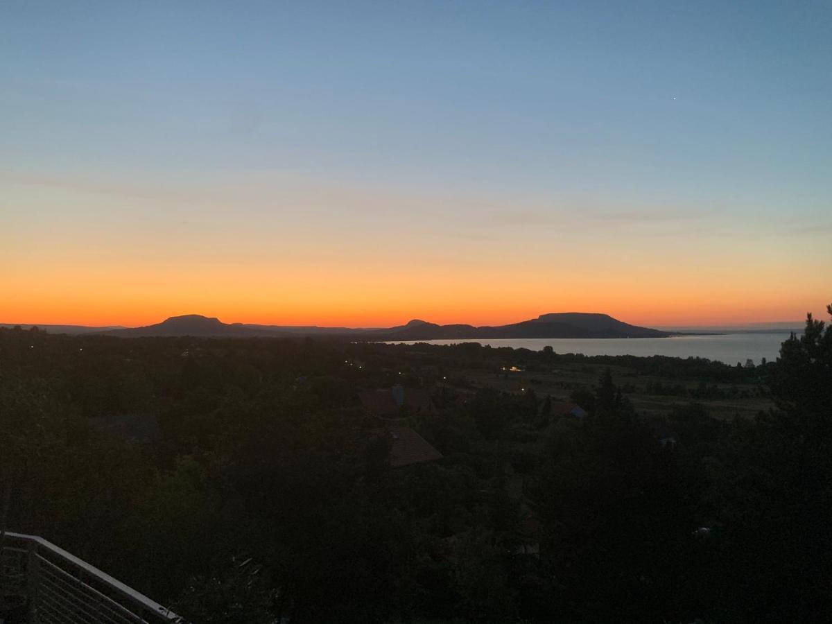Panorama Balaton Villa Balatongyörök Buitenkant foto